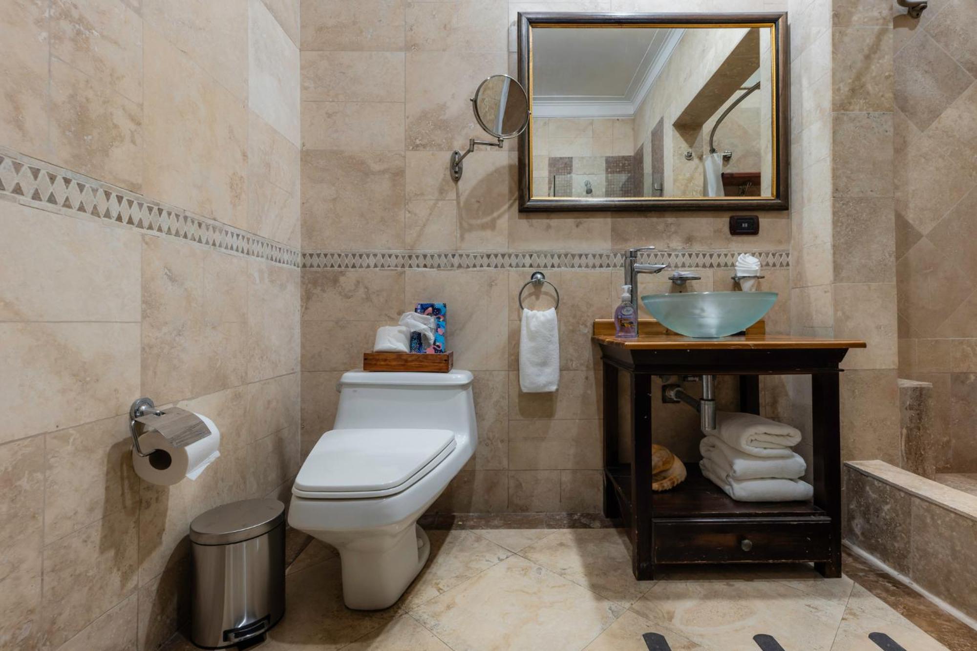 Hotel Majestad San José Esterno foto